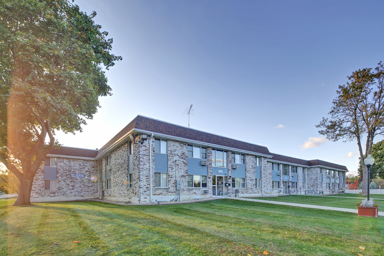 Campbell Court Apartments